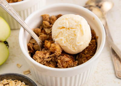 Air Fryer Apple Crisp