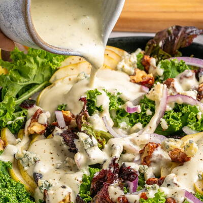 Pear And Walnut Salad
