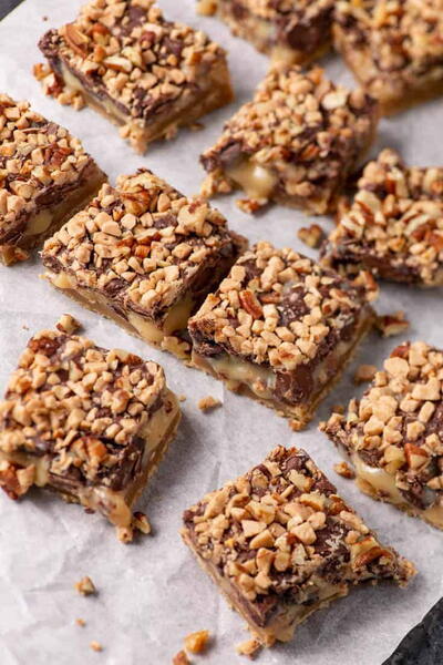 Shortbread Toffee Bars With Pecans