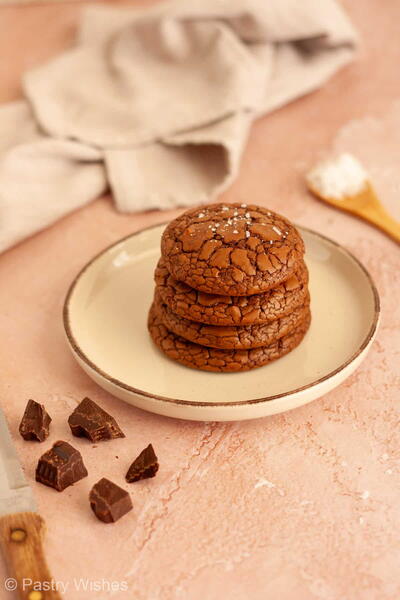 Fudgy Brownie Crinkle Cookies
