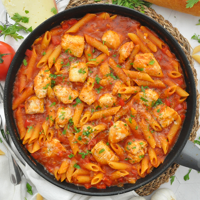 One-pan Spanish Chicken Pasta | One Of The Most Underrated Pasta Recipes