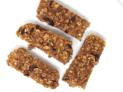 Banana And Peanut Butter Oatmeal Bars