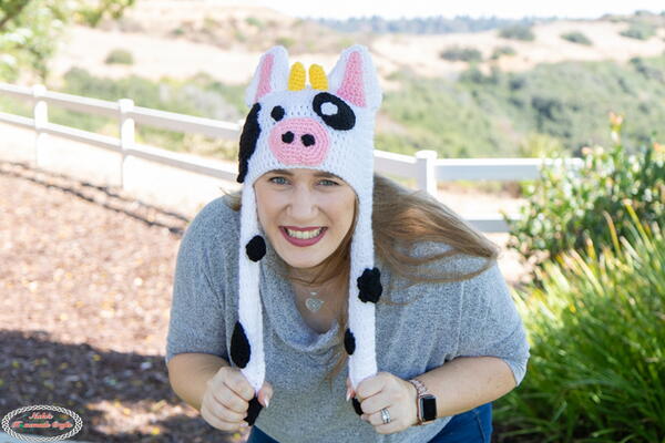 Cow Hat With Moving Ears