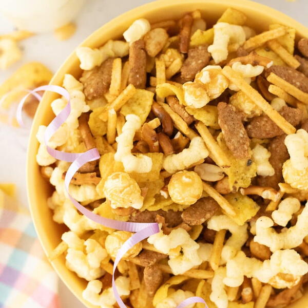 No-bake Party Mix